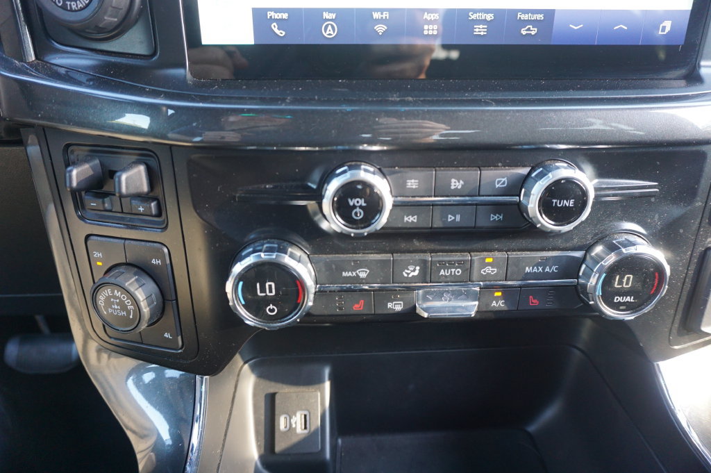 Used 2021 Ford F150 XLT w/ Equipment Group 302A High AWD/4WD image 12