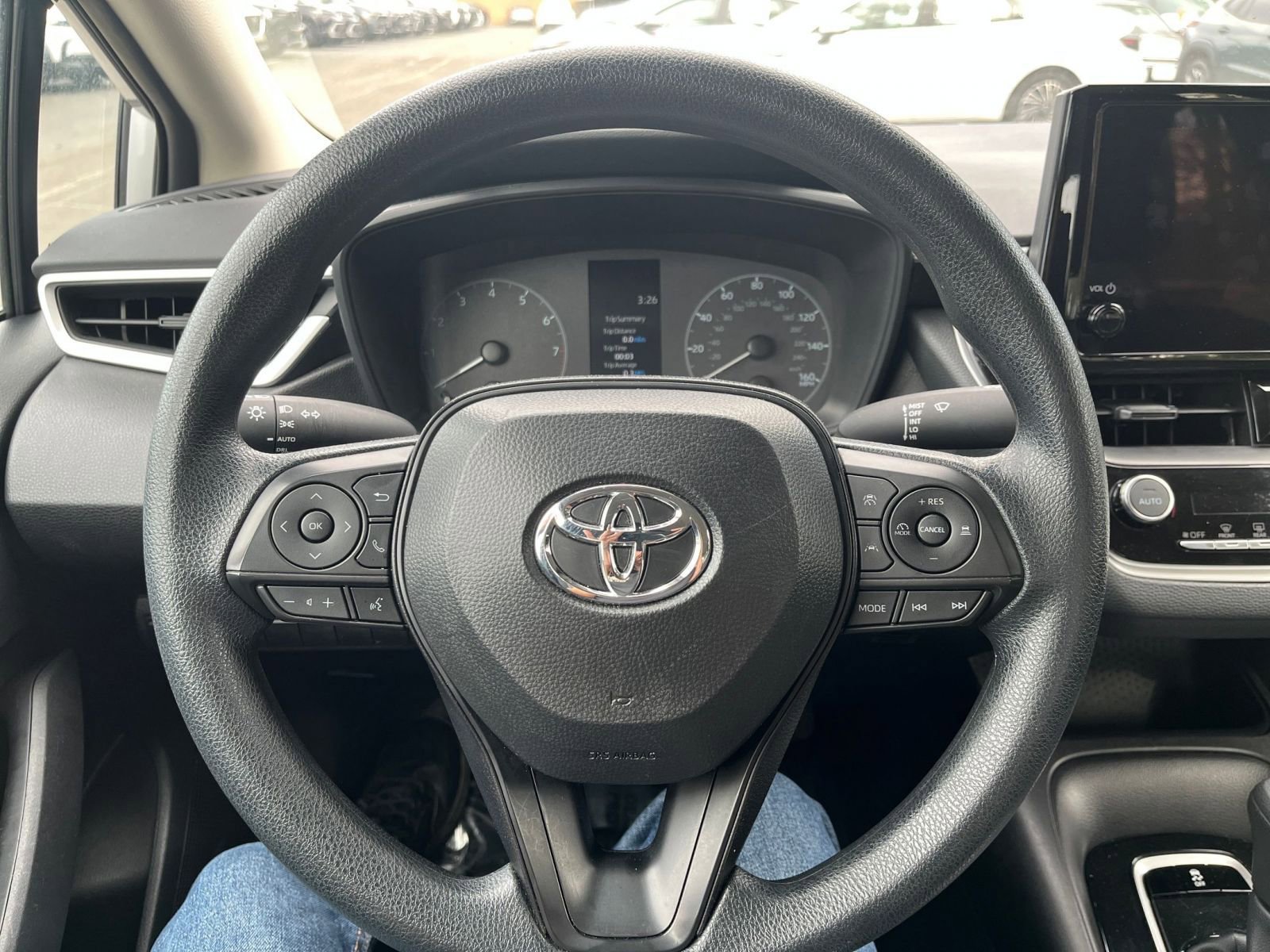 Used 2025 Toyota Corolla LE image 25