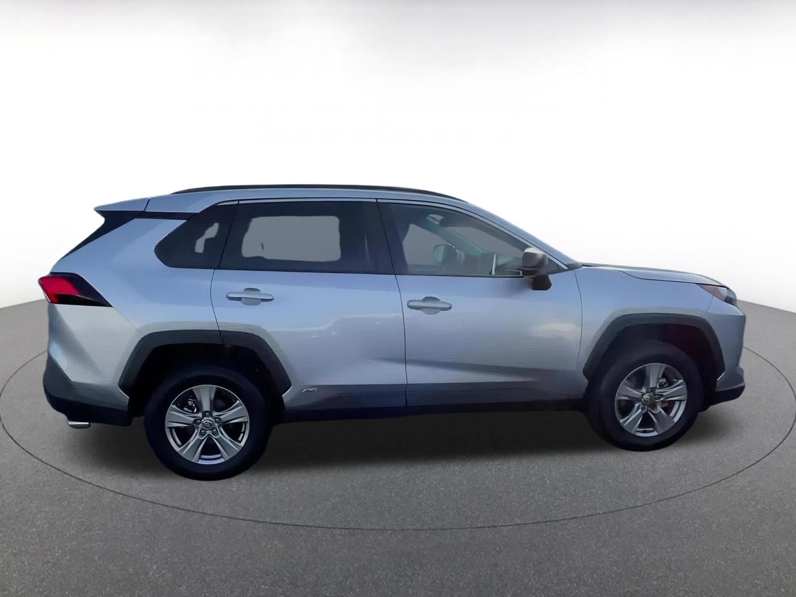 Used 2025 Toyota RAV4 LE image 16