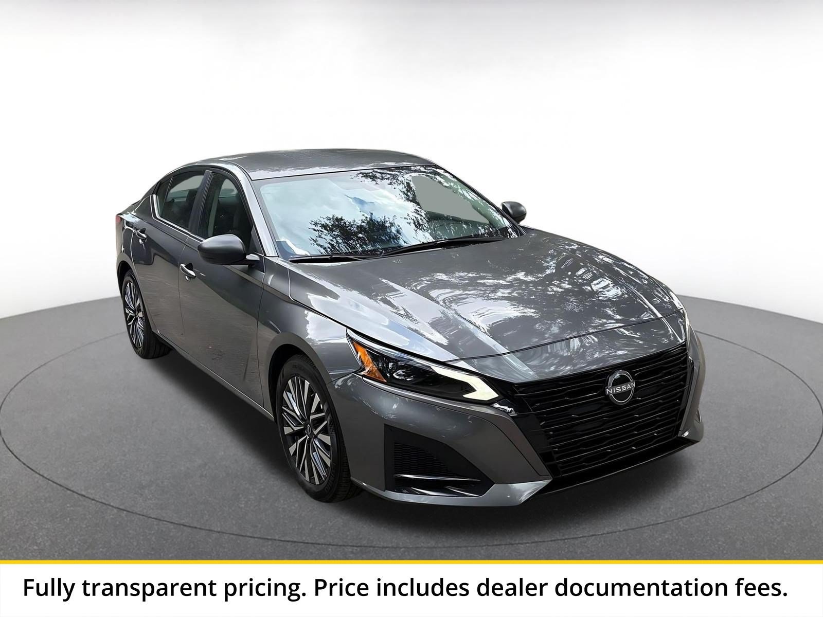 Used 2026 Nissan Altima 2.5 SV FWD image 1
