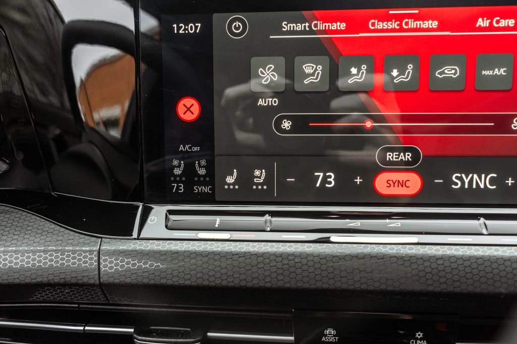 Used 2022 Volkswagen GTI Autobahn image 20