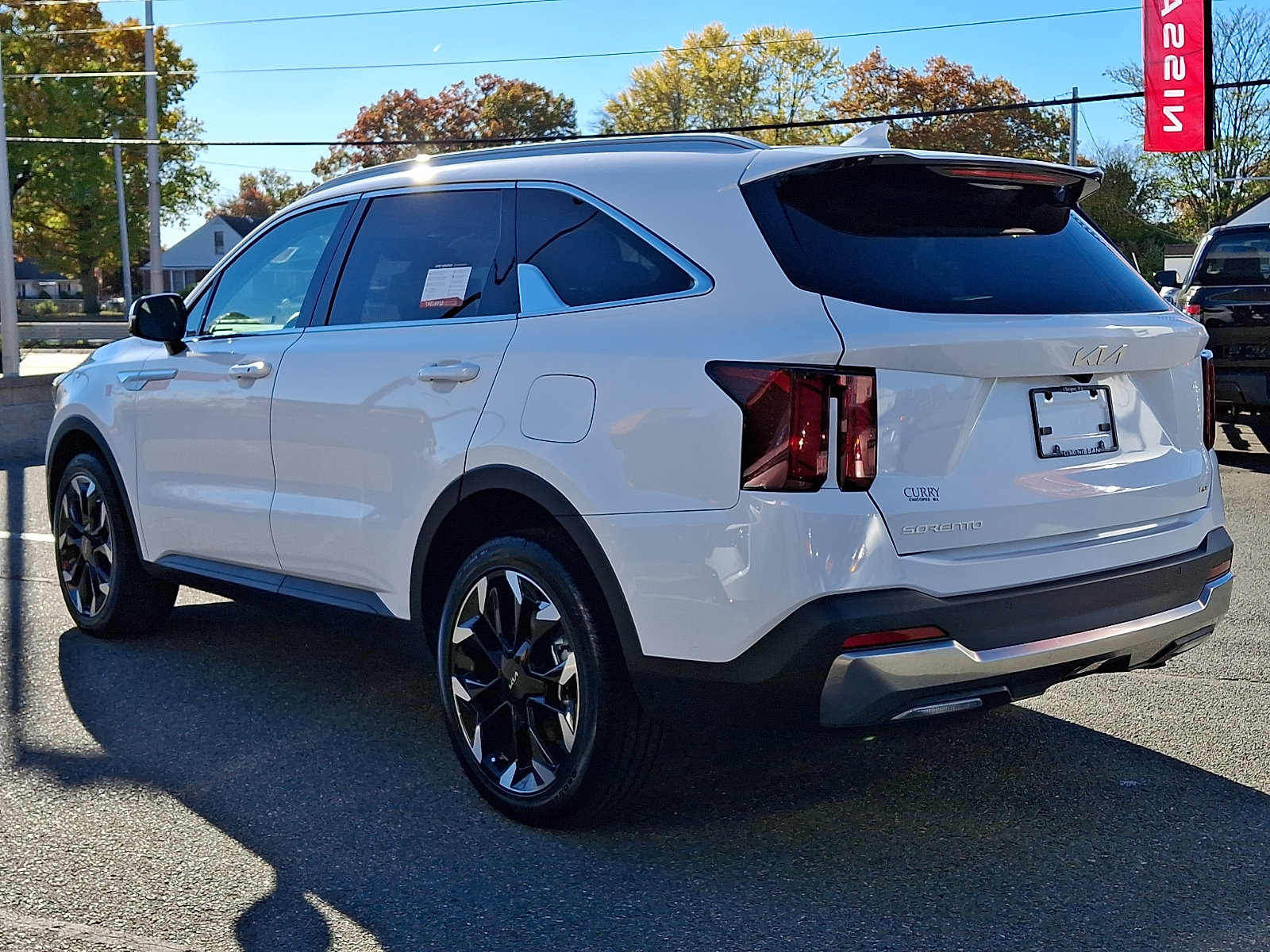 Used 2025 Kia Sorento EX w/ Panoramic Sunroof Package AWD/4WD image 4