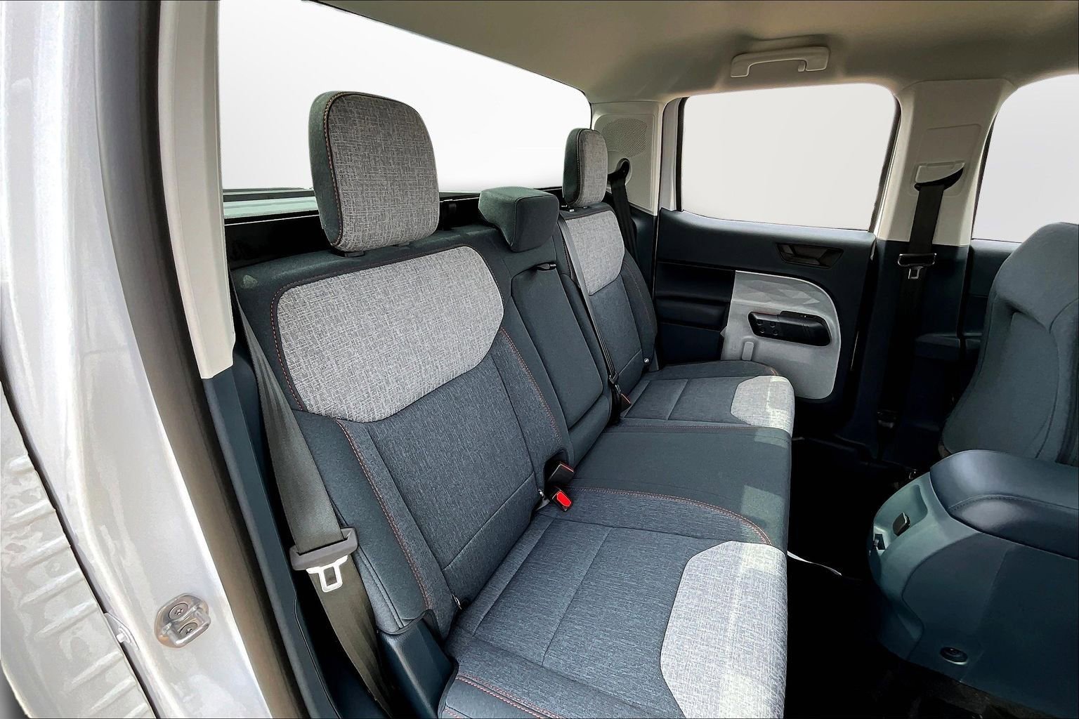 Used 2024 Ford Maverick XLT image 16