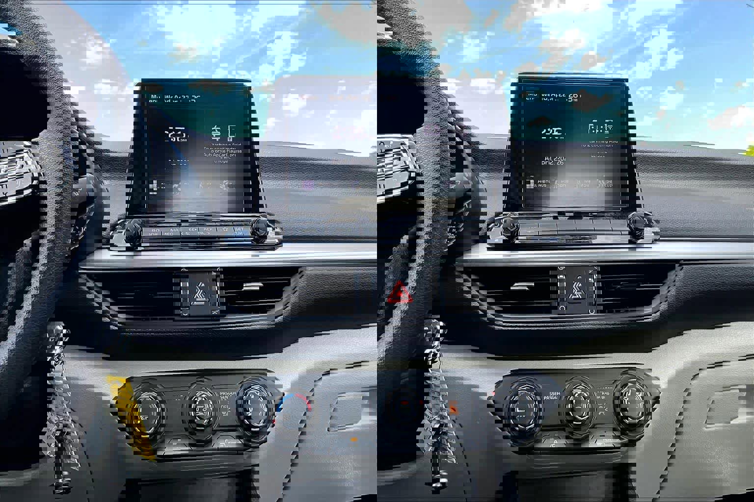 Used 2023 Kia Forte LXS FWD image 35