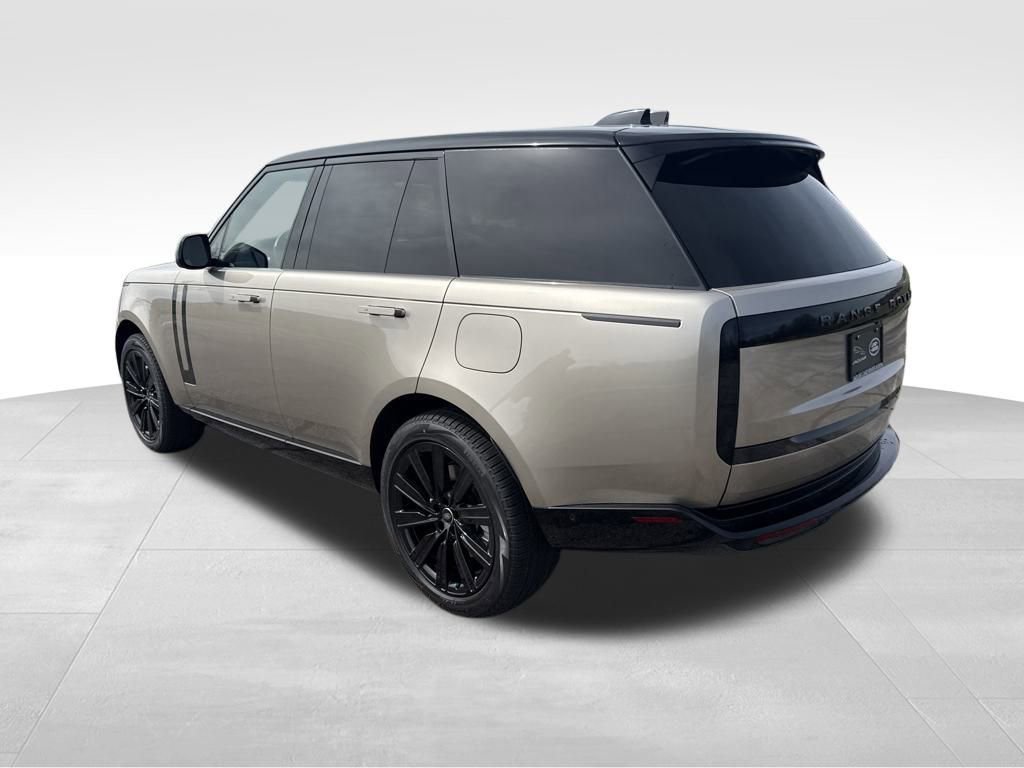 New 2025 Land Rover Range Rover SE video 3