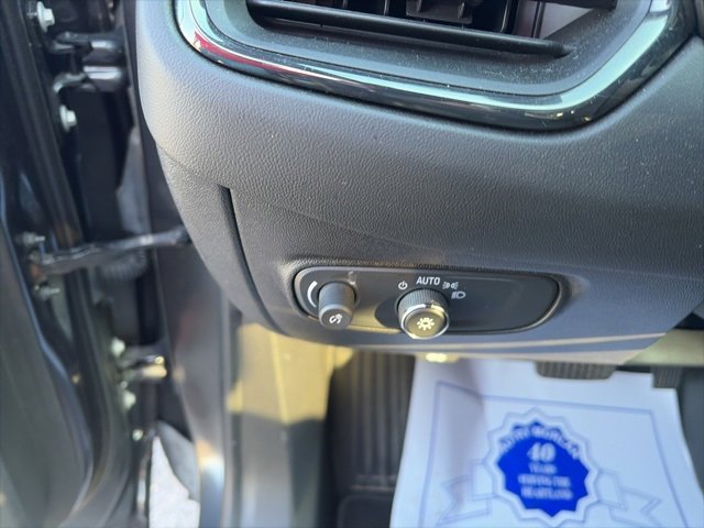 Used 2022 Chevrolet Equinox RS image 19