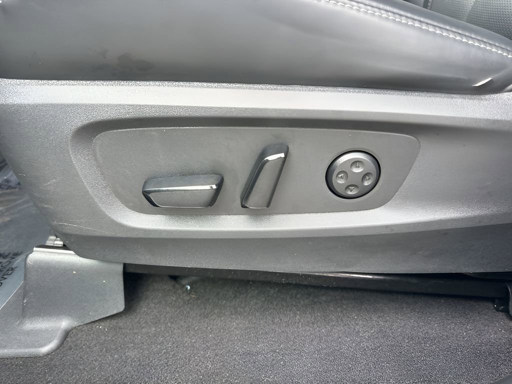 Used 2023 INFINITI QX60 Luxe image 10