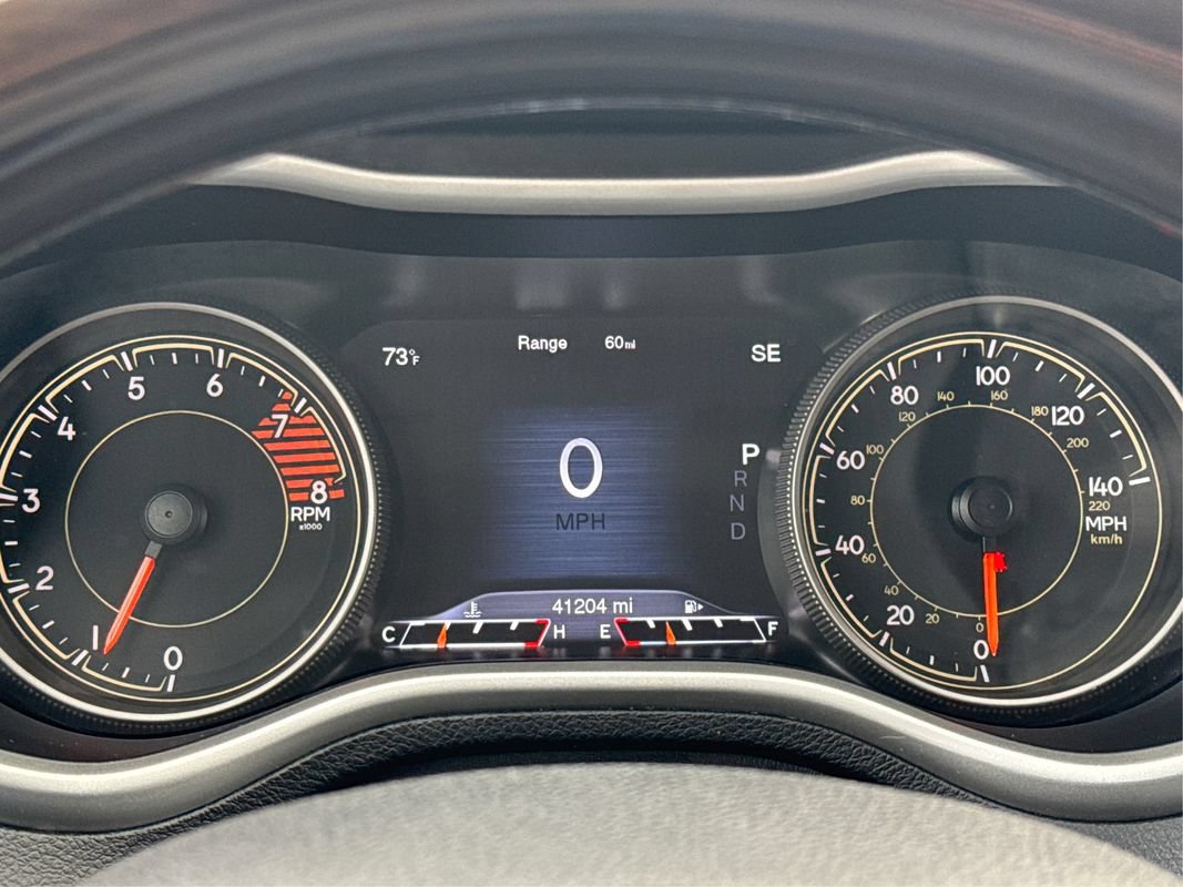 Used 2018 Jeep Cherokee Overland AWD/4WD image 16