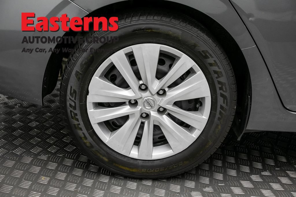 Used 2024 Nissan Sentra S FWD image 30