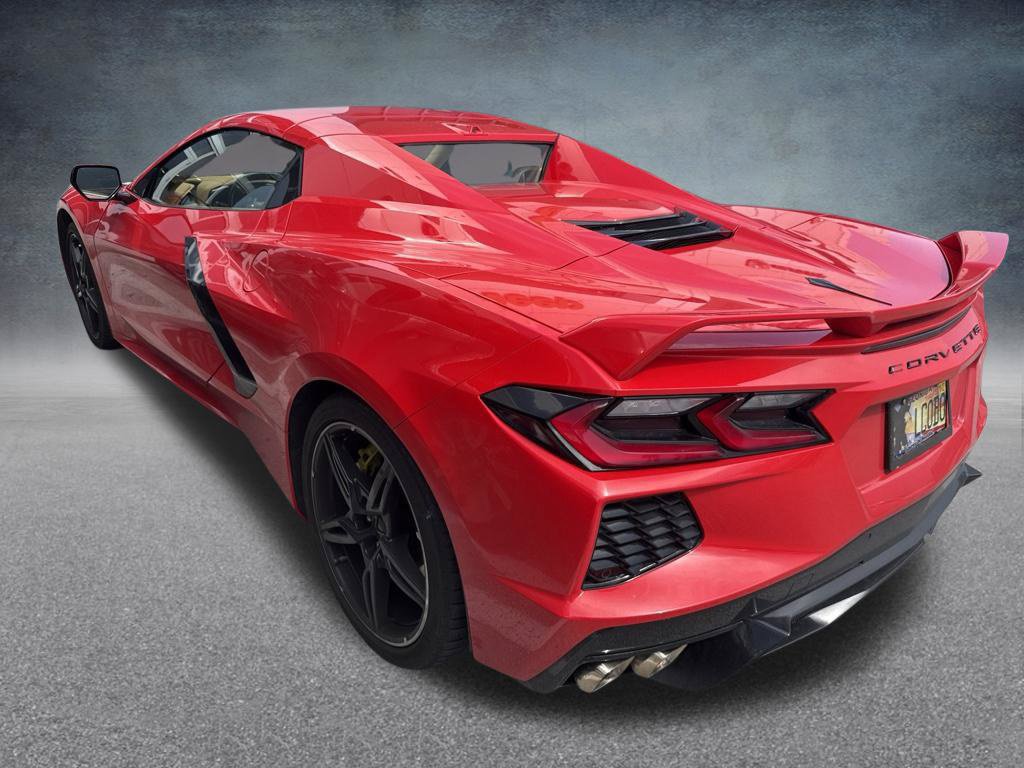 Used 2021 Chevrolet Corvette Stingray Premium Conv w/ Z51 Performance Package RWD image 3
