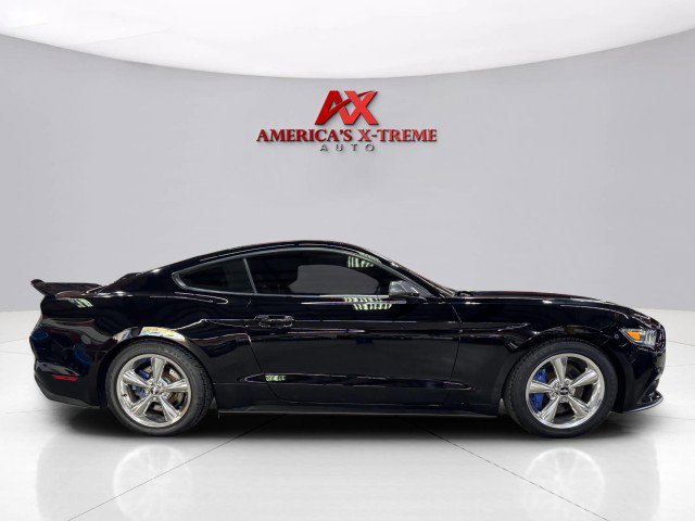 Used 2016 Ford Mustang Premium image 7
