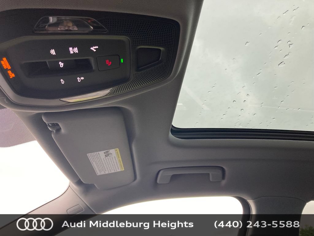 Certified 2025 Audi Q5 Premium w/ Convenience Package AWD/4WD image 40
