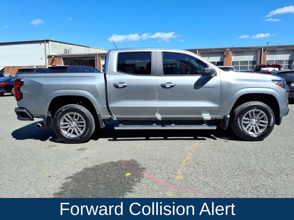 Used 2024 Chevrolet Colorado LT w/ LT Convenience Package image 22