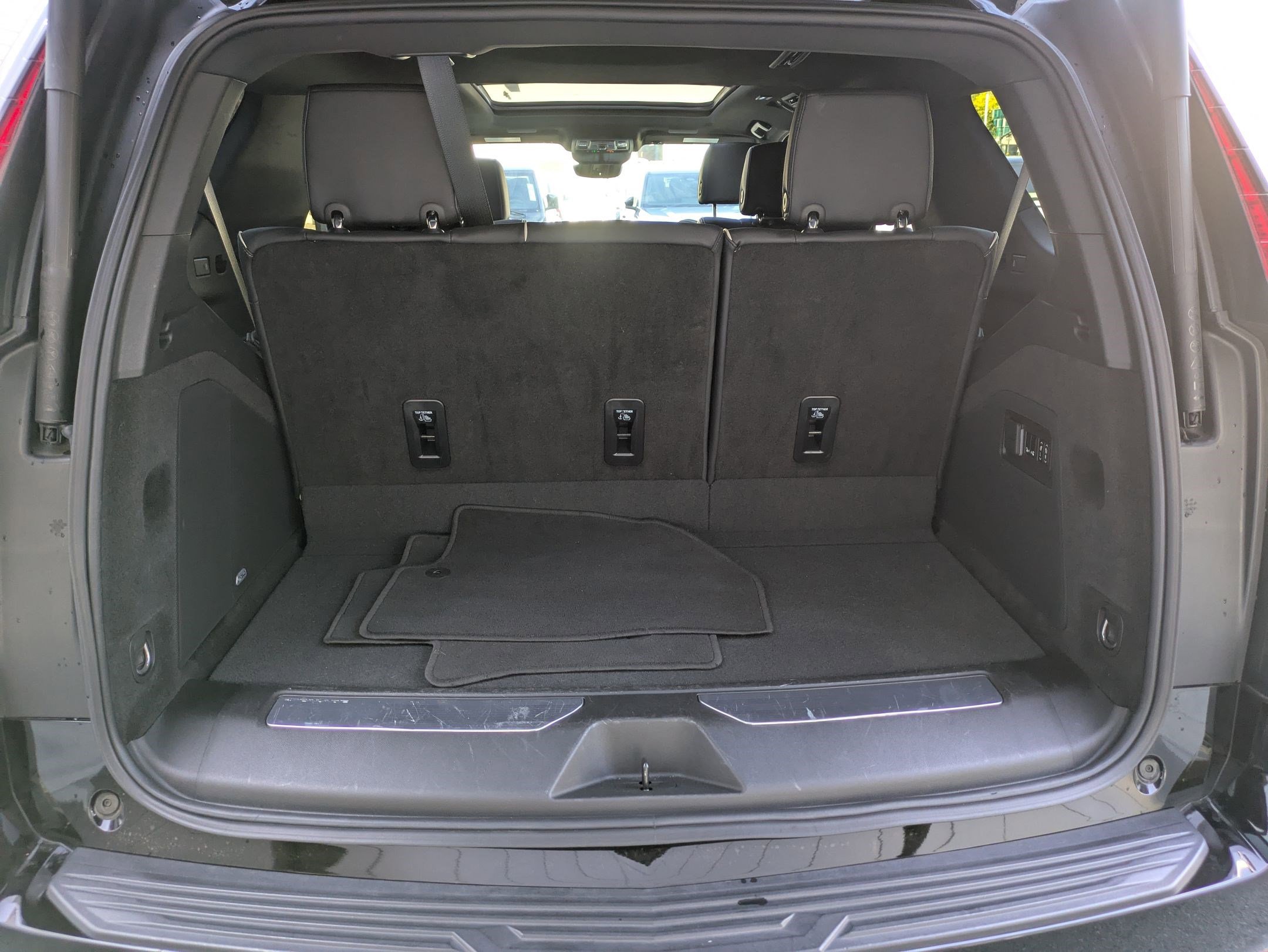 Used 2024 Cadillac Escalade Sport image 32