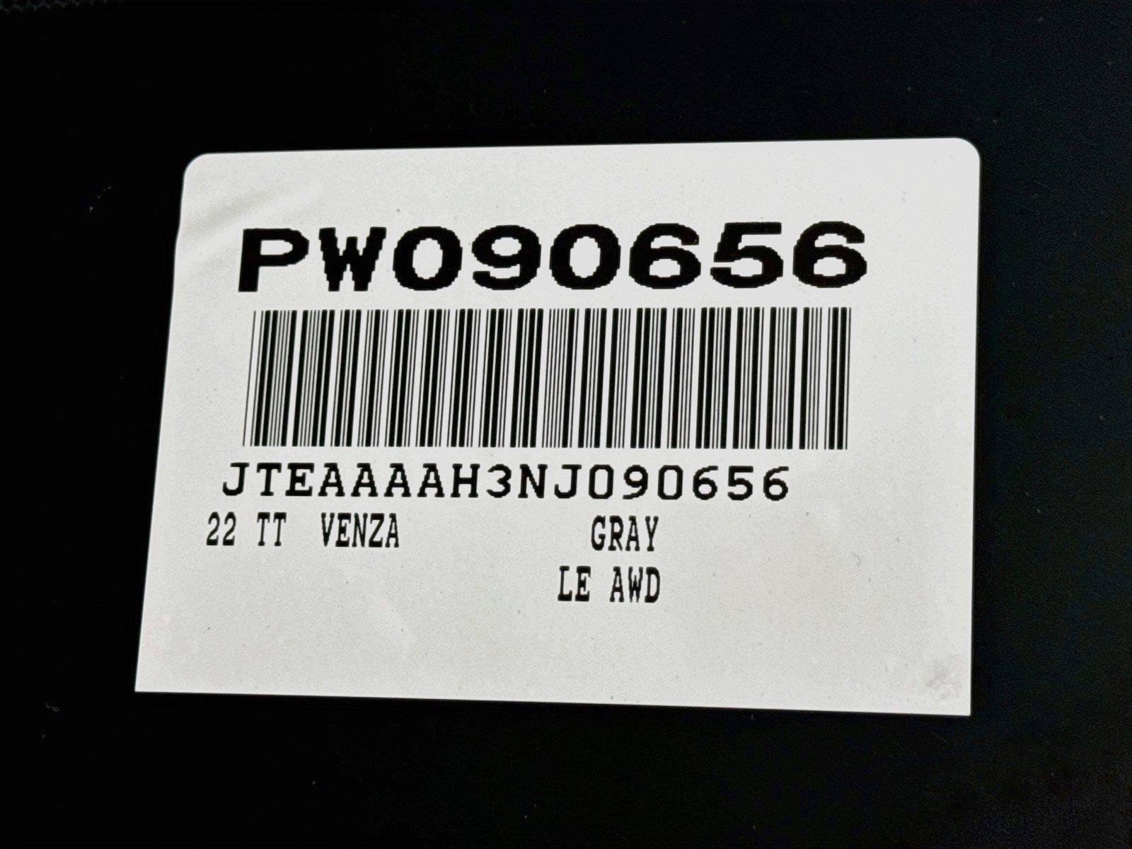 Used 2022 Toyota Venza LE AWD/4WD image 44