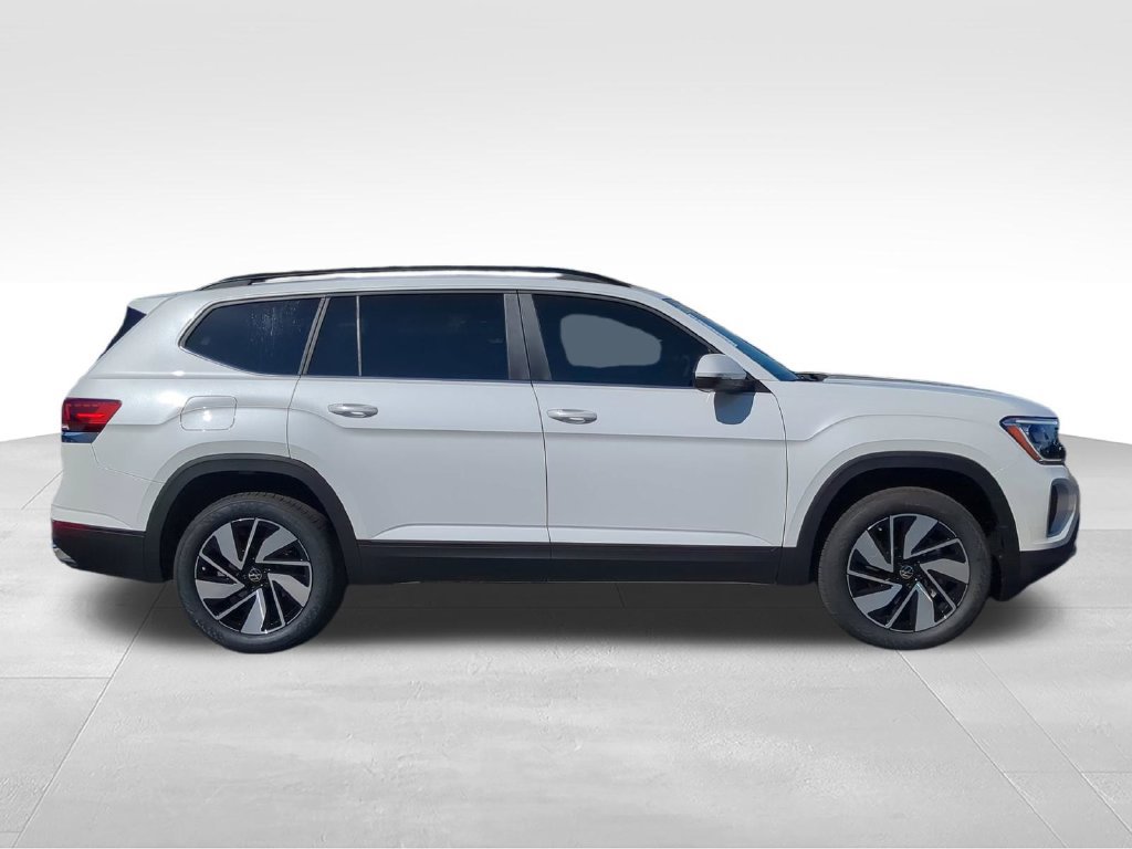 New 2026 Volkswagen Atlas SE FWD image 3