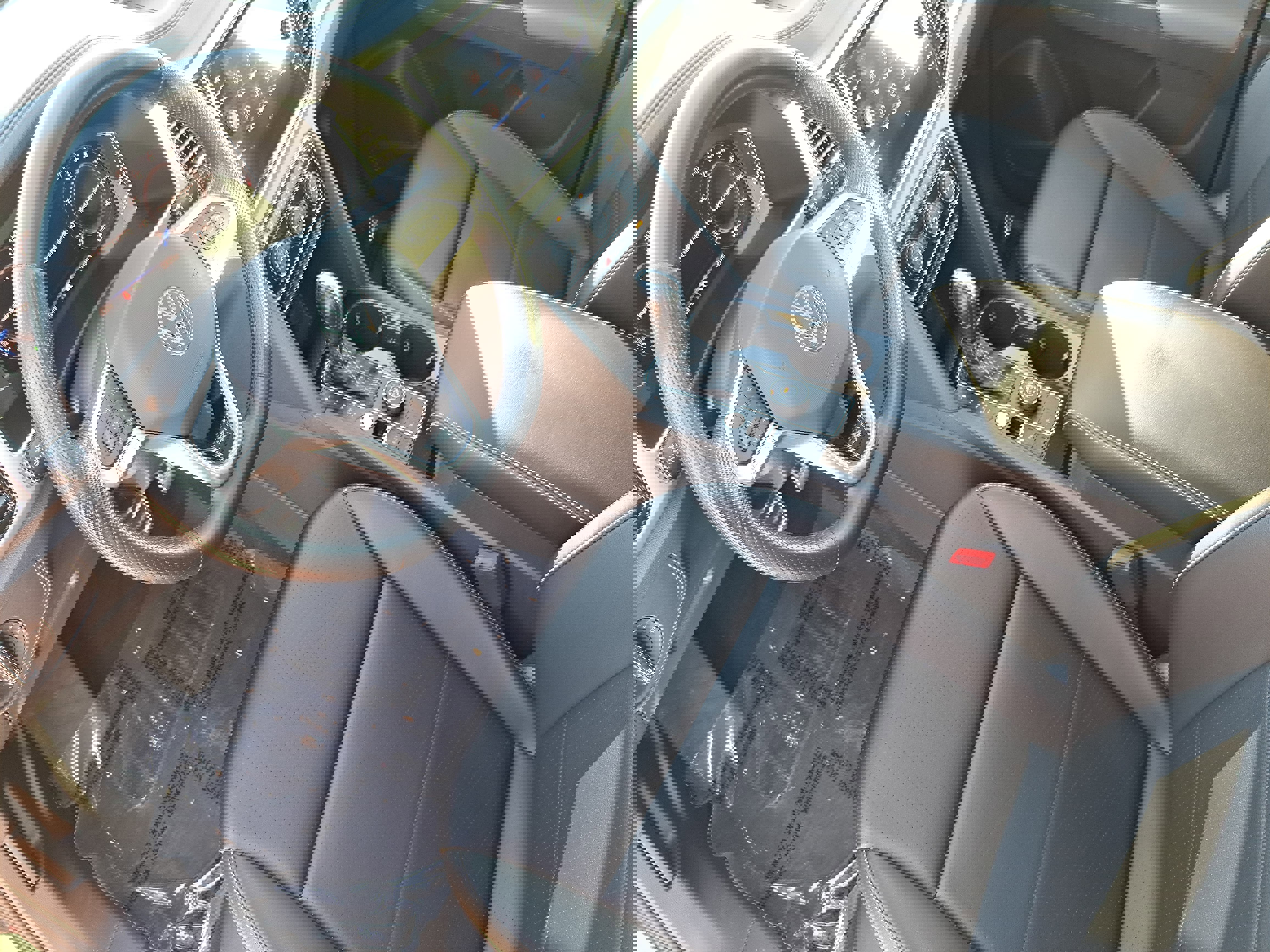 Used 2022 Volkswagen Atlas SEL R-Line image 17