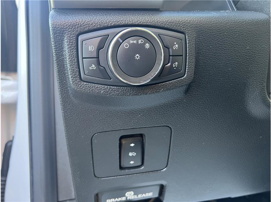 Used 2019 Ford F250 Lariat w/ Lariat Value Package image 21