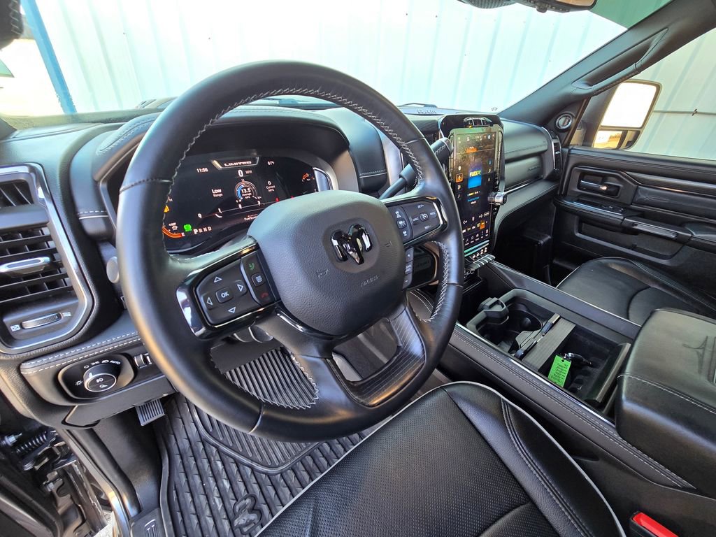 Used 2024 RAM 2500 Limited image 16