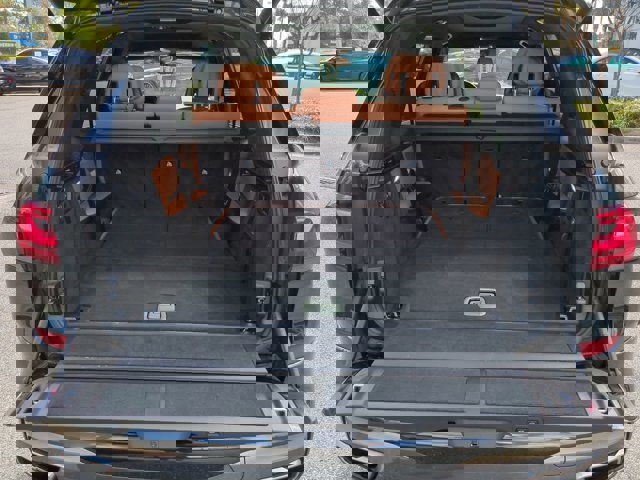 Used 2021 BMW X7 M50i w/ Cold Weather Package image 13