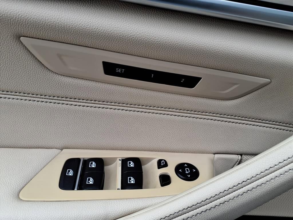 Used 2022 BMW 530i xDrive w/ Convenience Package image 24