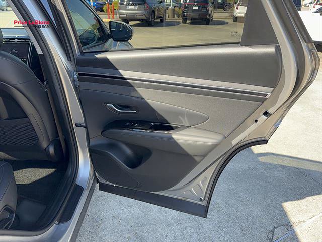 Used 2023 Hyundai Tucson Limited FWD image 21