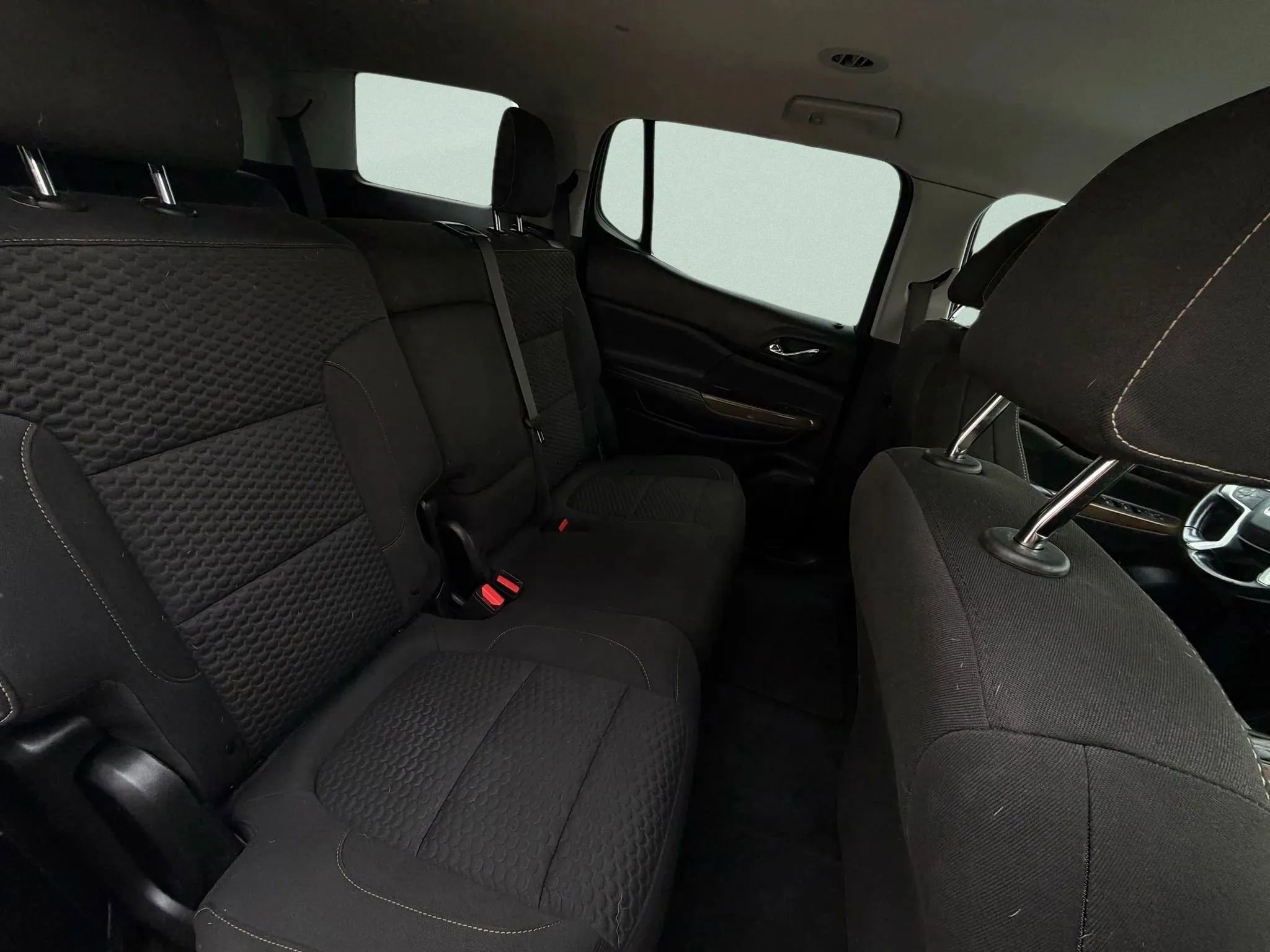 Used 2019 GMC Acadia SLE image 12