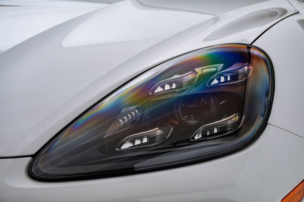 Certified 2023 Porsche Cayenne S image 7