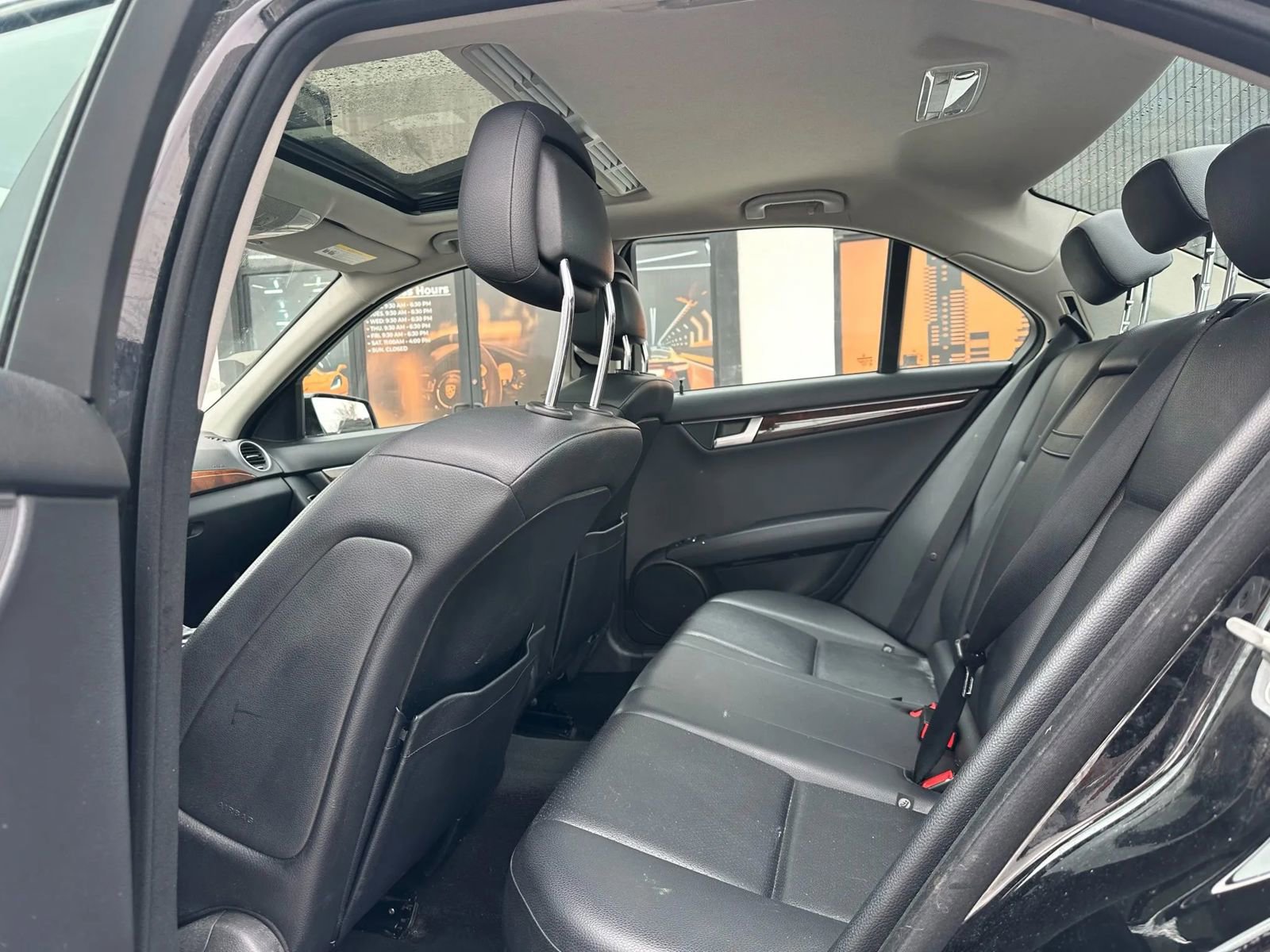 Used 2014 Mercedes-Benz C 300 4MATIC Sedan image 7