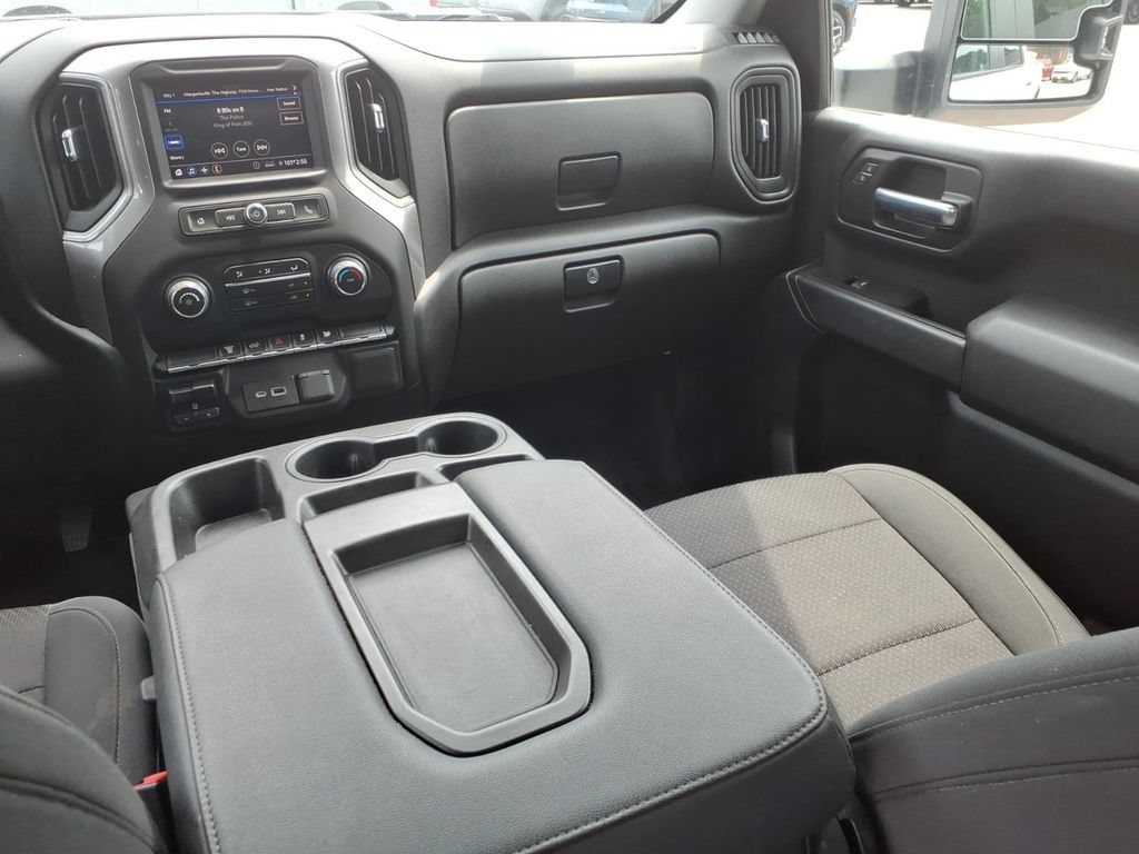 Used 2022 Chevrolet Silverado 2500 Custom w/ Custom Value Package AWD/4WD image 17
