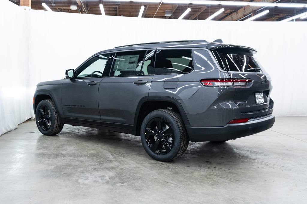 New 2026 Jeep Grand Cherokee L Limited AWD/4WD image 4