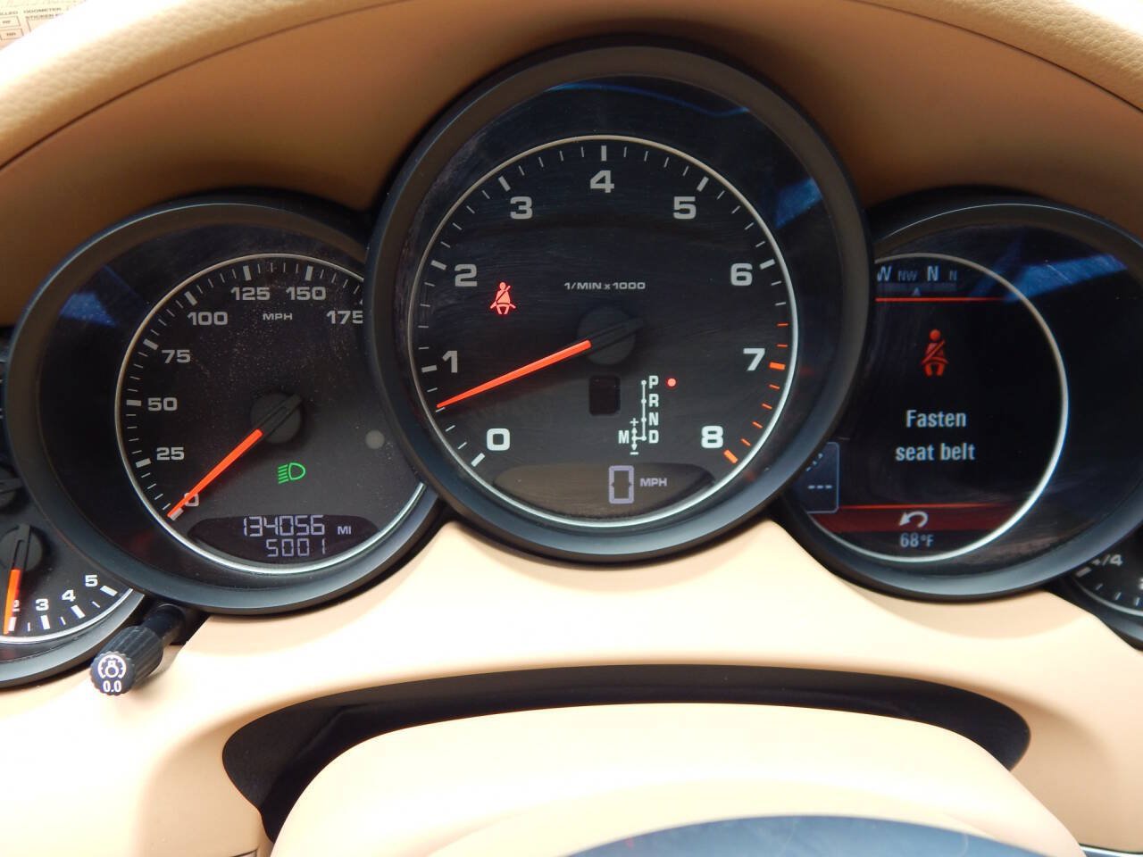 Used 2017 Porsche Cayenne AWD/4WD image 24