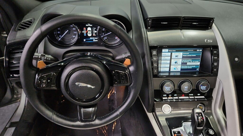 Used 2015 Jaguar F-TYPE S RWD image 33