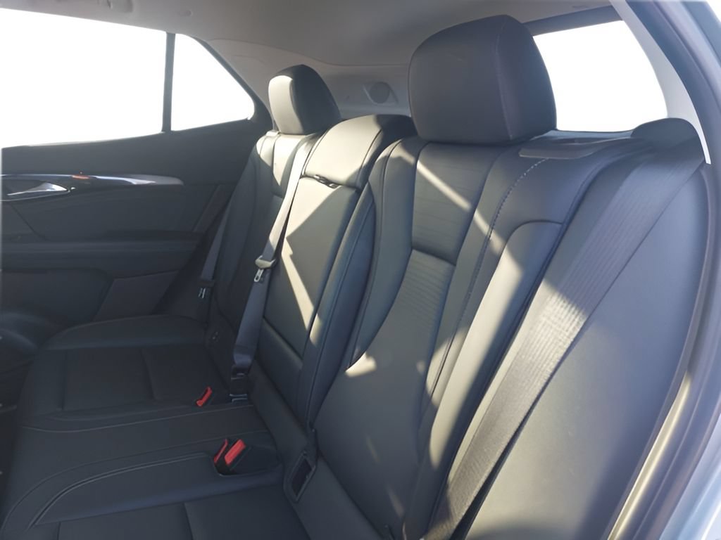 Used 2025 Buick Envision Preferred AWD/4WD image 29