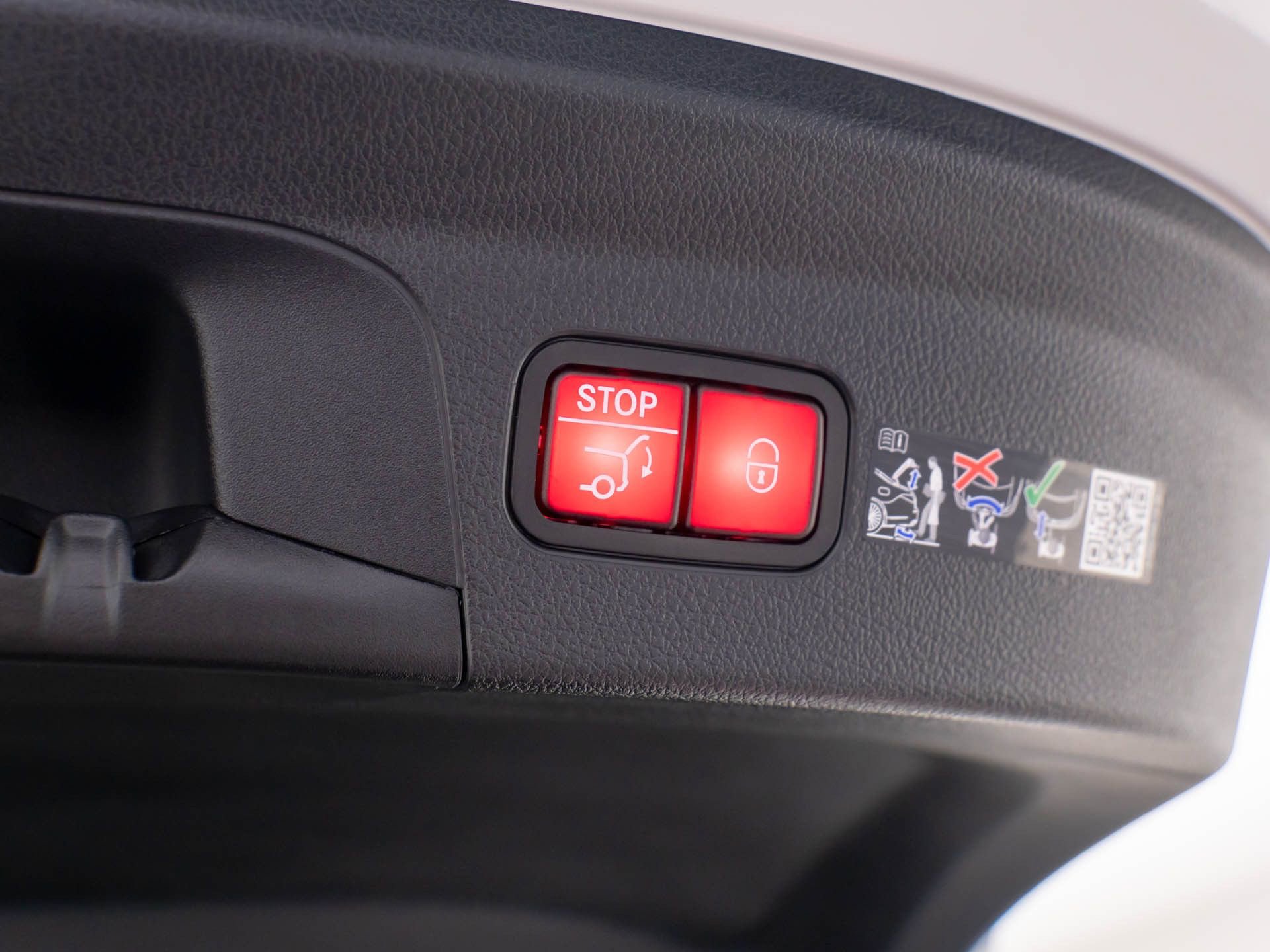 New 2026 Mercedes-Benz GLE 450 4MATIC Coupe image 33