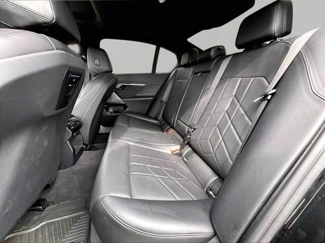 Used 2025 BMW 530i xDrive AWD/4WD image 13