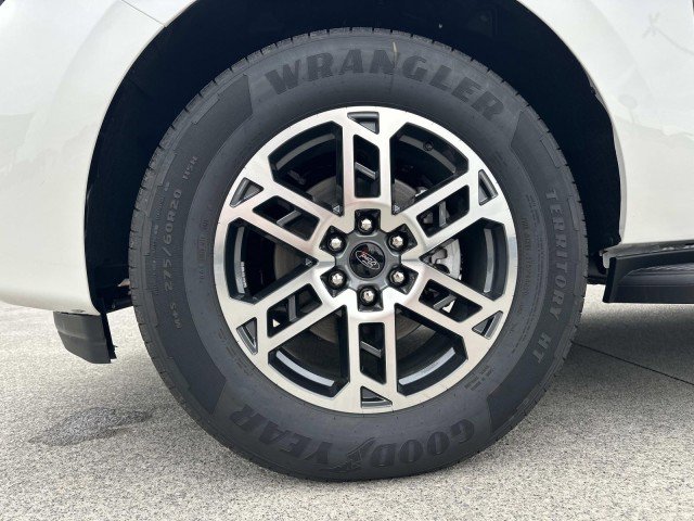 New 2026 Ford Expedition Active image 11