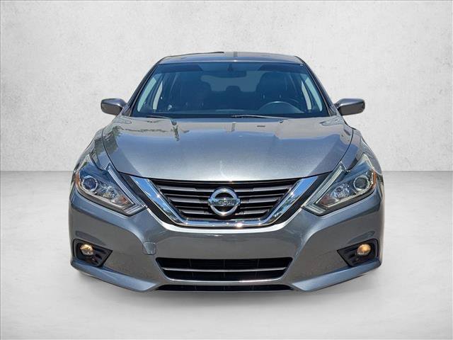 Used 2018 Nissan Altima 2.5 SR w/ SR Special Edition FWD image 2