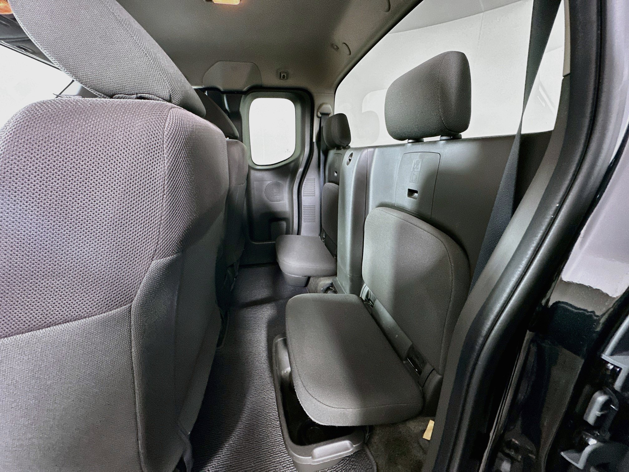Used 2016 Nissan Frontier S RWD image 25