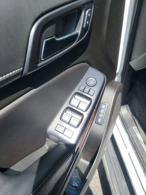 Used 2020 GMC Yukon SLT AWD/4WD image 14