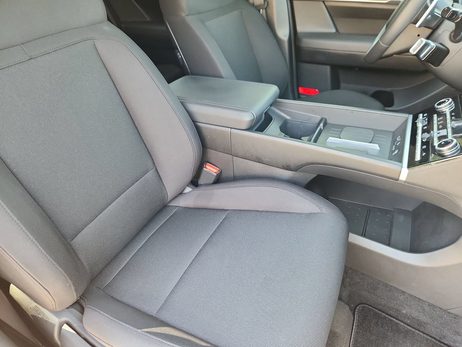Certified 2026 Hyundai Santa Fe SE AWD/4WD image 13