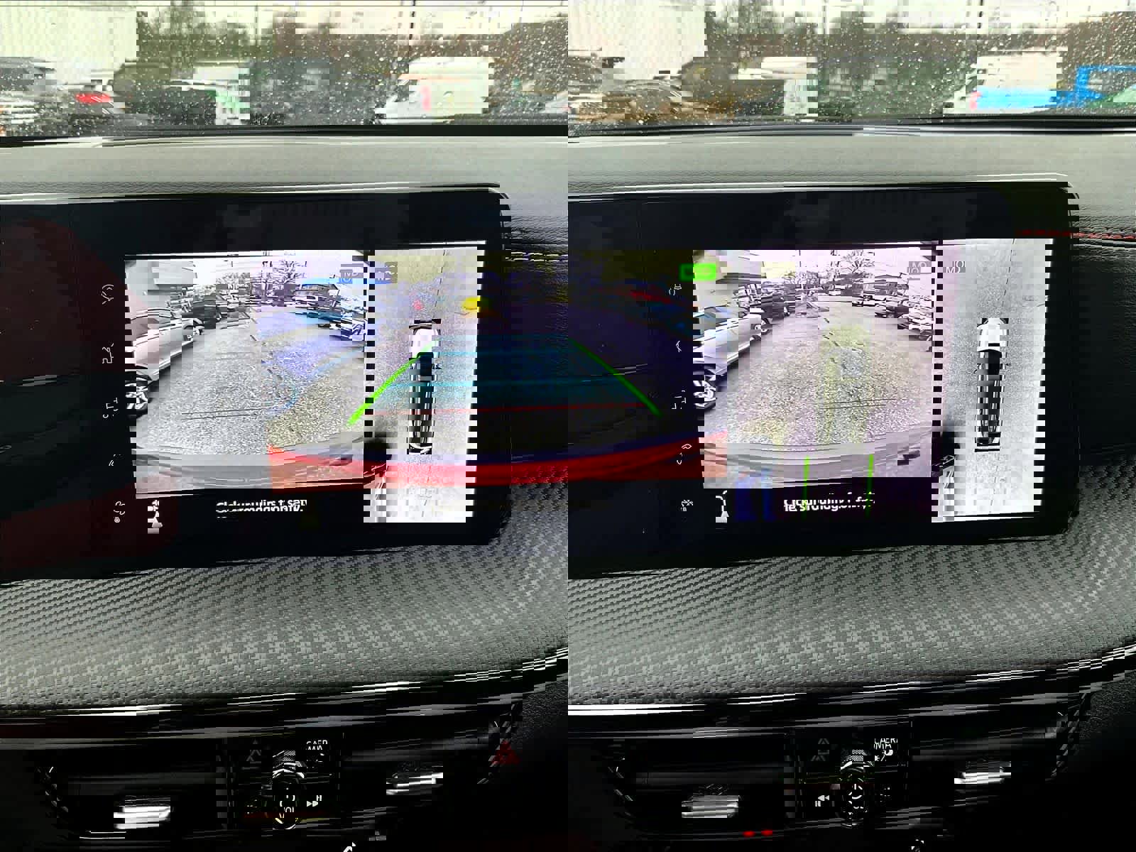 Used 2025 Nissan Kicks SR w/ SR Premium Package AWD/4WD image 19