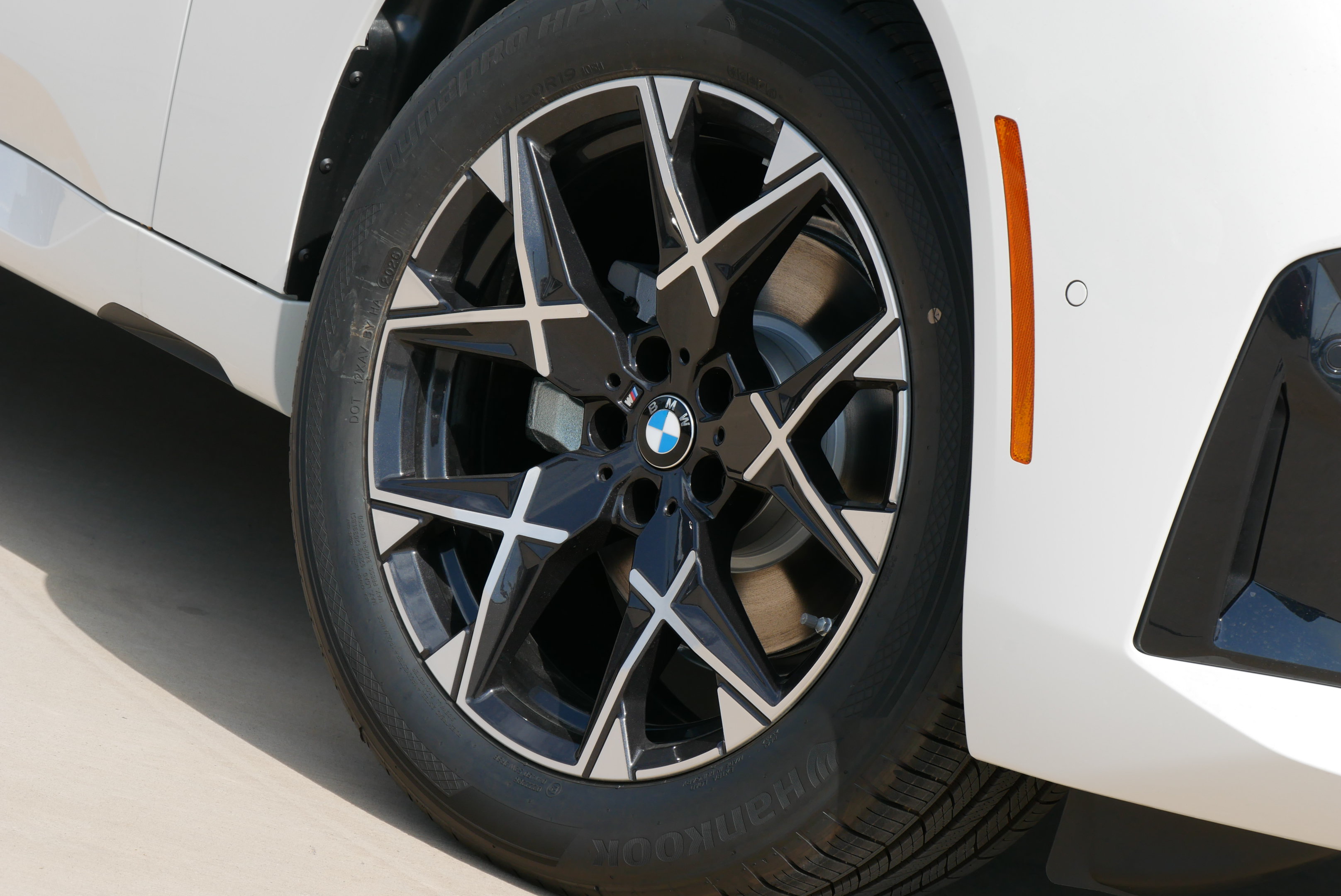 New 2026 BMW X3 xDrive30i w/ M Sport Package AWD/4WD image 10
