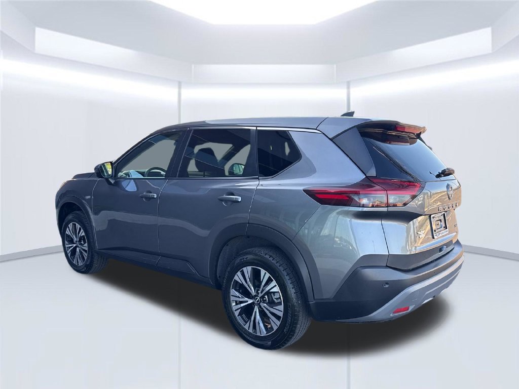 Used 2023 Nissan Rogue SV FWD image 8