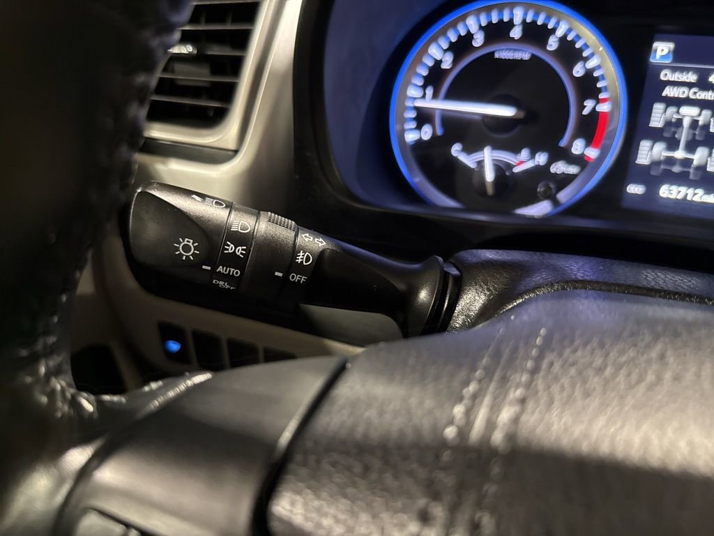 Used 2017 Toyota Highlander XLE image 25