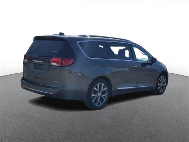 Certified 2020 Chrysler Pacifica Limited FWD image 8