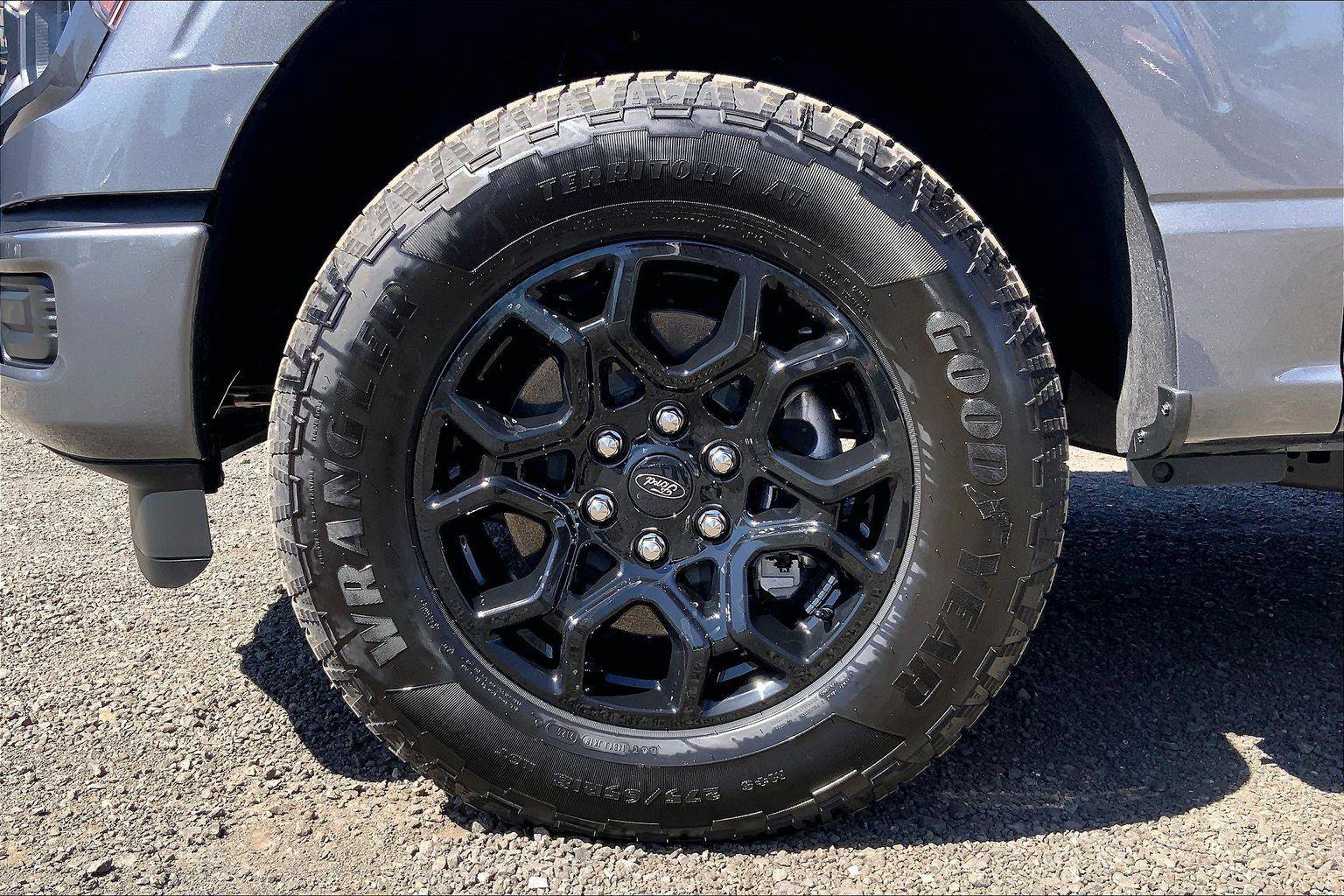 Used 2025 Ford F150 STX image 9