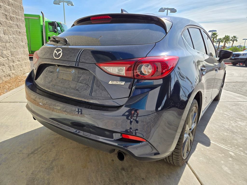 Used 2018 MAZDA MAZDA3 Grand Touring w/ Premium Equipment Package image 4