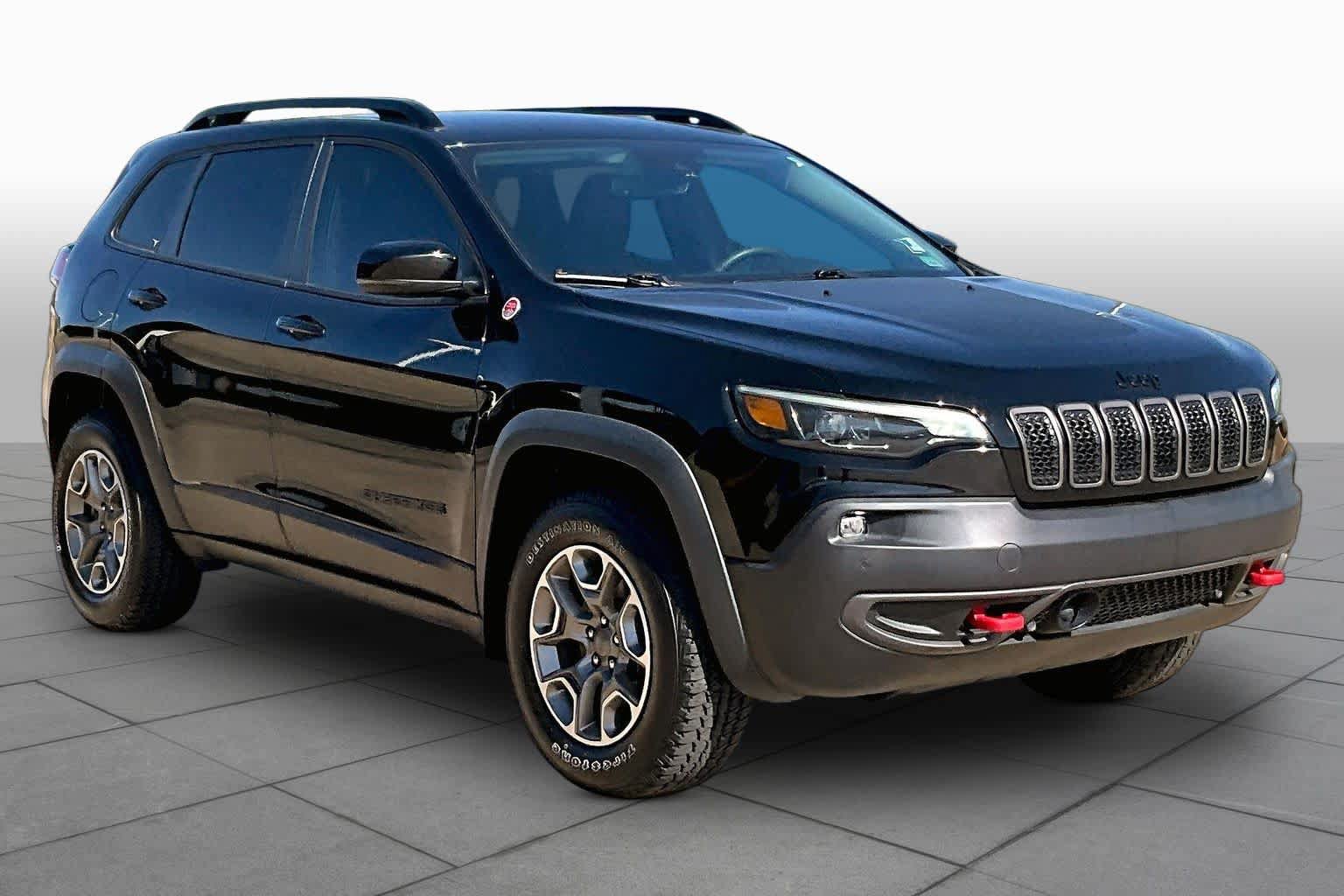 Used 2023 Jeep Cherokee Trailhawk w/ Premium Leather Package AWD/4WD image 3