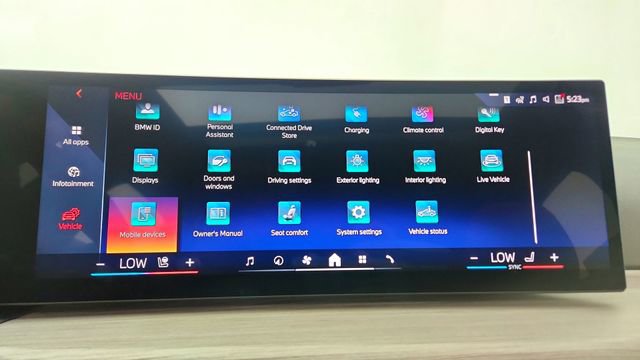 Used 2025 BMW i4 xDrive40i w/ Premium Package AWD/4WD image 48